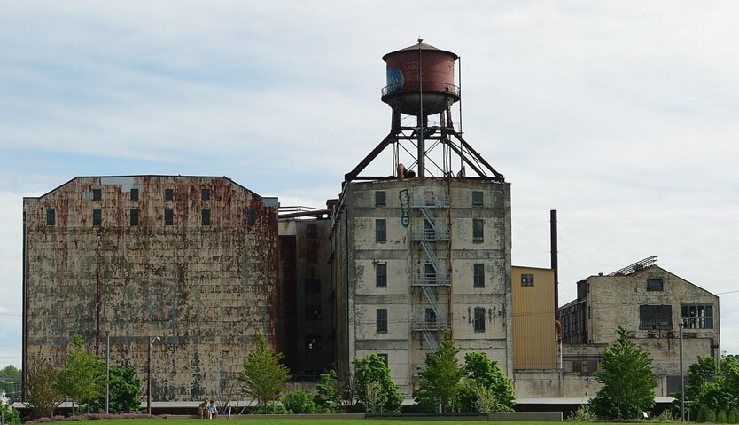 City blocks abandoned building from turning into new business