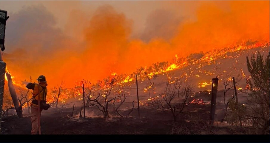 (photo) Oregon fire spreads